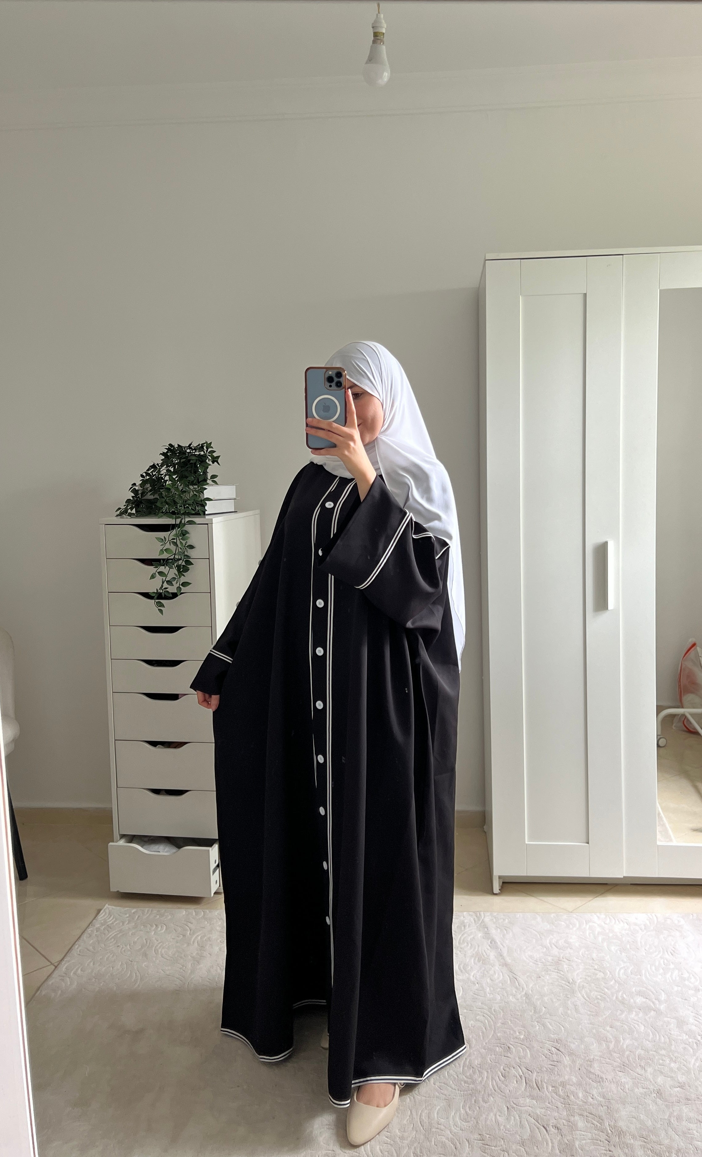 Abaya Moderne Contrastée – REF 1023 | Zinna Style